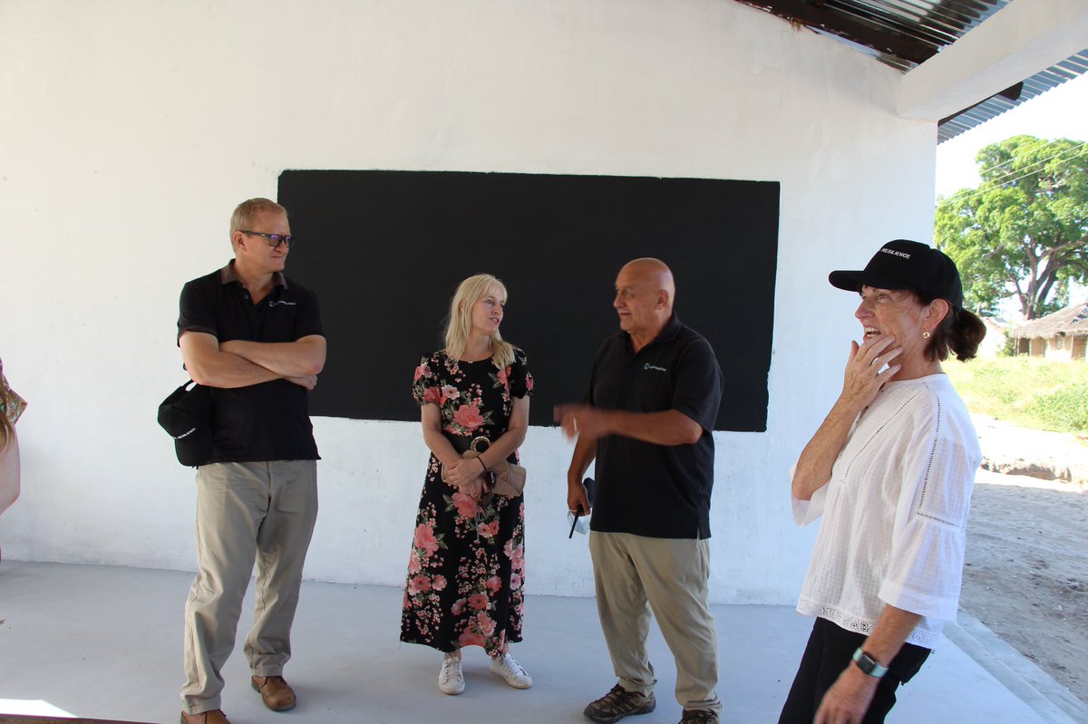 ALPSResilience's tweet photo. The #IrishAmbassador and @IrlEmbMaputo team visited EPC Unidade Dois School renovated by ALPS. In implementing its projects, ALPS utilises as much local labour as possible. Sixteen local labourers were hired for the project, and all construction materials were procured locally. https://t.co/h6uffBXzr4