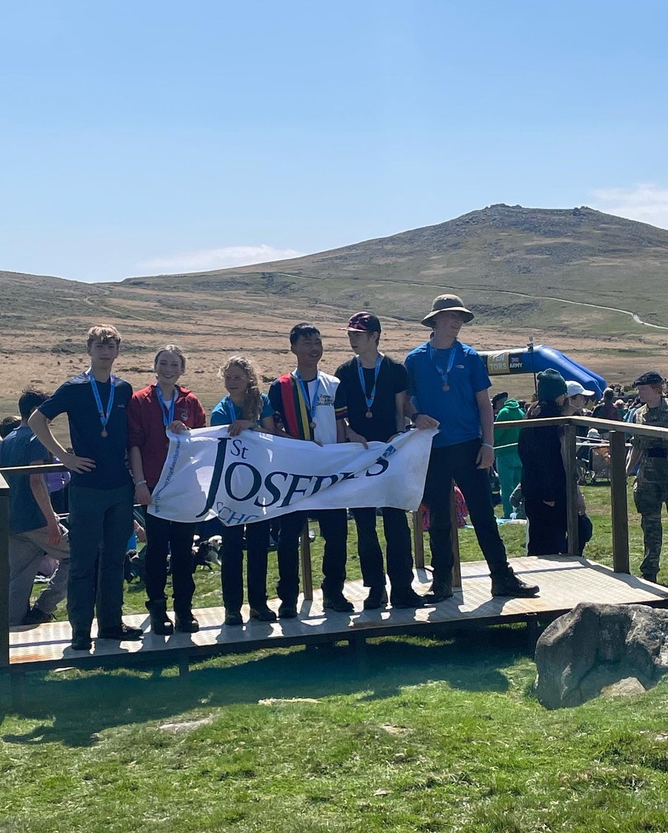 StJosephsSch's tweet photo. Congratulations to the brilliant Ten Tors Team who completed their 35 mile challenge and are still smiling. Louisa, Georgie, Finn, Zack, Jack and Barnaby we are very proud of you all 👏 https://t.co/DhmV0vofbl