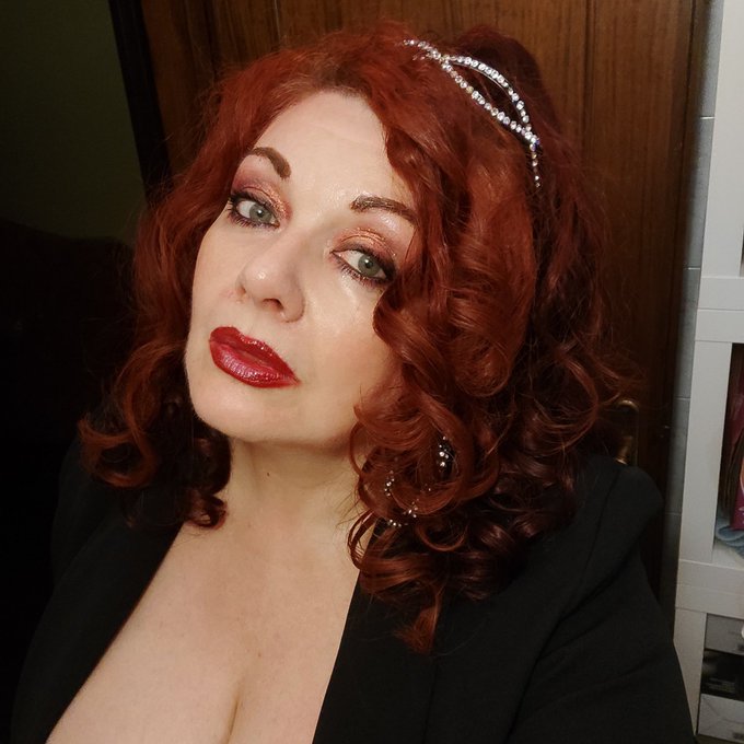 Auguri a tutte le mamme.💋💋💋 &hearts;️&hearts;️&hearts;️&hearts;️&hearts;️&hearts;️&hearts;️&hearts;️&hearts;️&hearts;️&hearts;️&hearts;️  https://t.co/wTXZjUSMI2  #bellagente #camwoman<a href="/tag/mothersday"class="tags"><span>#mothersday</span></a><a href="/tag/actress"class="tags"><span>#actress</span></a><a href="/tag/amor"class="tags"><span>#amor</span></a><a href="/tag/mama"class="tags"><span>#mama</span></a><a href="/tag/mamma"class="tags"><span>#mamma</span></a><a href="/tag/festa"class="tags"><span>#festa</span></a>