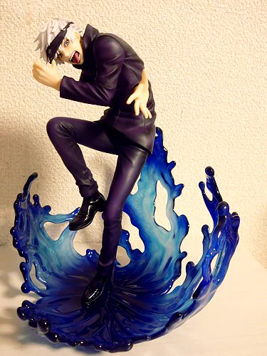 ずっと前に買ってた五条先生のフィギュアもやっと開封した☺️かっこいいけどめっちゃでかい
白髪だから写真撮るのが難しい。。。 