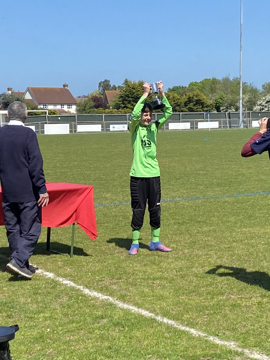 SusanLittle1974's tweet photo. Winners today 🧤🧤 Huge thanks to Alex from @_keepercoach for coming along to help with the warm up and support Liam 🏆 https://t.co/fRn3O7utf7
