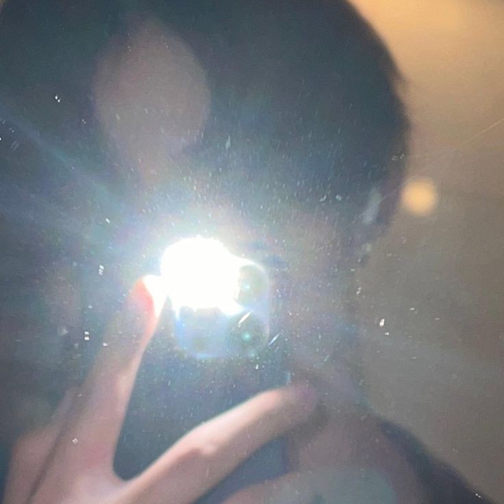 suerze's tweet image. may flash, kasi meron bakit ba

#ENHYPEN_NI_KI #ENHYPEN #ENGENESelcaDay #ENGENE #NI_KI