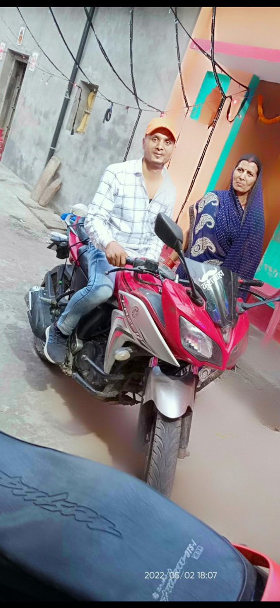 AdarshK07507740's tweet photo. #Maa sbd hi #pyara h qki hmari maa hme 9 #mhina phle se hi janti h ! https://t.co/CwqWhxU5zc
