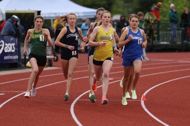 XcElite1's tweet photo. Scarlett ran first sub 5 1600 with a 4:58 then came back in the 3200 to run another pr in 10:39 to take 5th place overall against top flight field. https://t.co/2Majmj1N5n