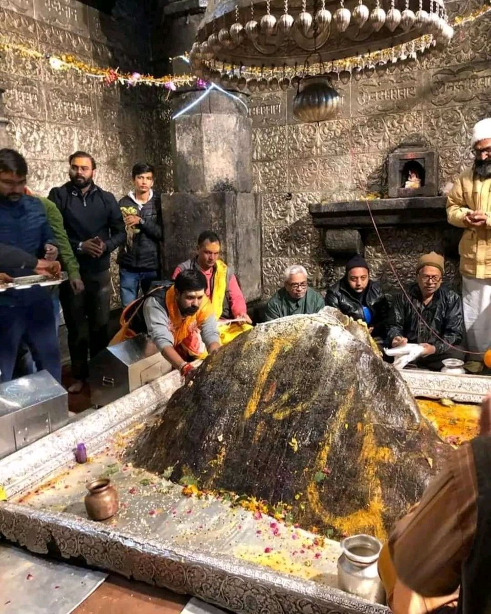 UKTripsTours's tweet photo. हर हर महादेव  जय बाबा केदारनाथ https://t.co/DNp5F0gCBd
