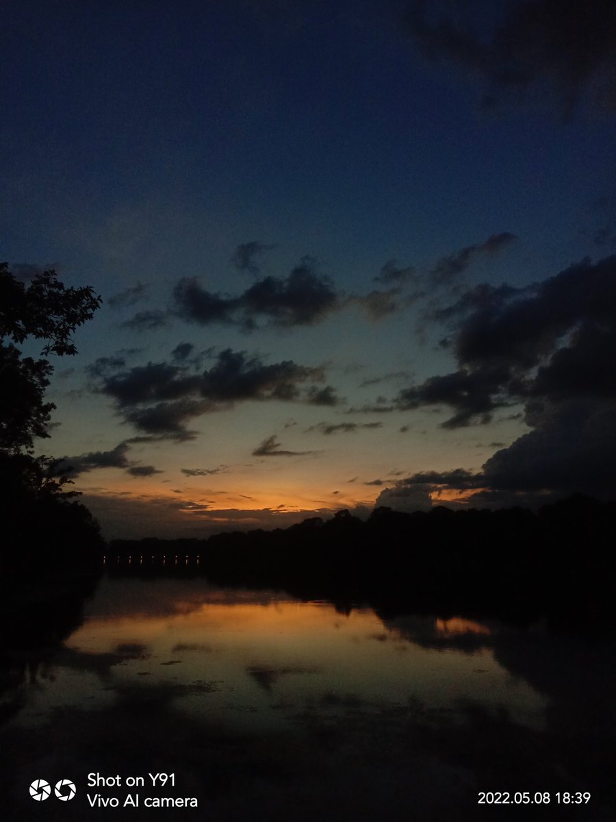 SuSima76802520's tweet photo. ល្ងាចមិញ https://t.co/ZXlxKDGGRD