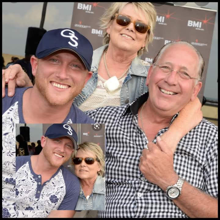 <a href="/coleswindell/">Cole Swindell</a> Sending you the biggest hug ever