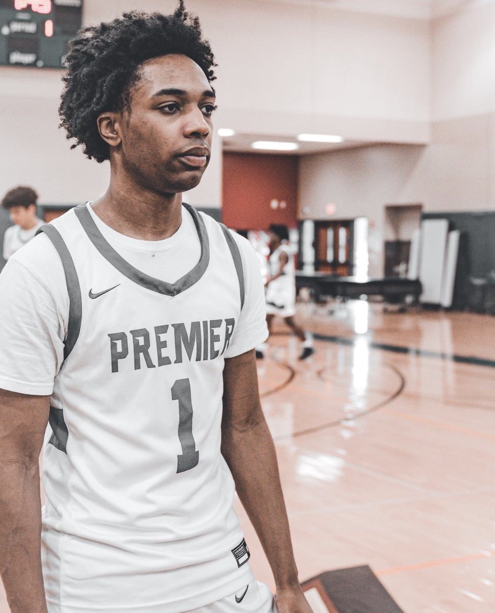 SelectOne Basketball (@selectonebball) on Twitter photo Happy Birthday <a href="/2shiftysam/">• Samuel Curtis •</a> 🎉🎁 You are the definition of a Young Man with Respect, Determination & Heart! Keep GOD 1st 🥇🙏 Love You Man 💪❤️ Happy Birthday <a href="/2shiftysam/">• Samuel Curtis •</a> 🎉🎁 You are the definition of a Young Man with Respect, Determination & Heart! Keep GOD 1st 🥇🙏 Love You Man 💪❤️