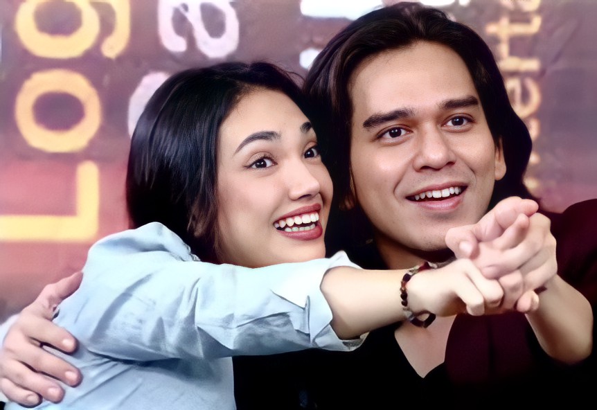 SamudraCinta_'s tweet photo. [Fajar Cornelia on screen]

Manis nyaaaaa ❤

Gemes banget hey 😭✋

Cc : @sinemart_ph @SCTV
Cr : Skrinsut [EPS 663]

#FaLia #FajarCornelia #ThrowbackScene #BHSI https://t.co/fGqp4UIADQ