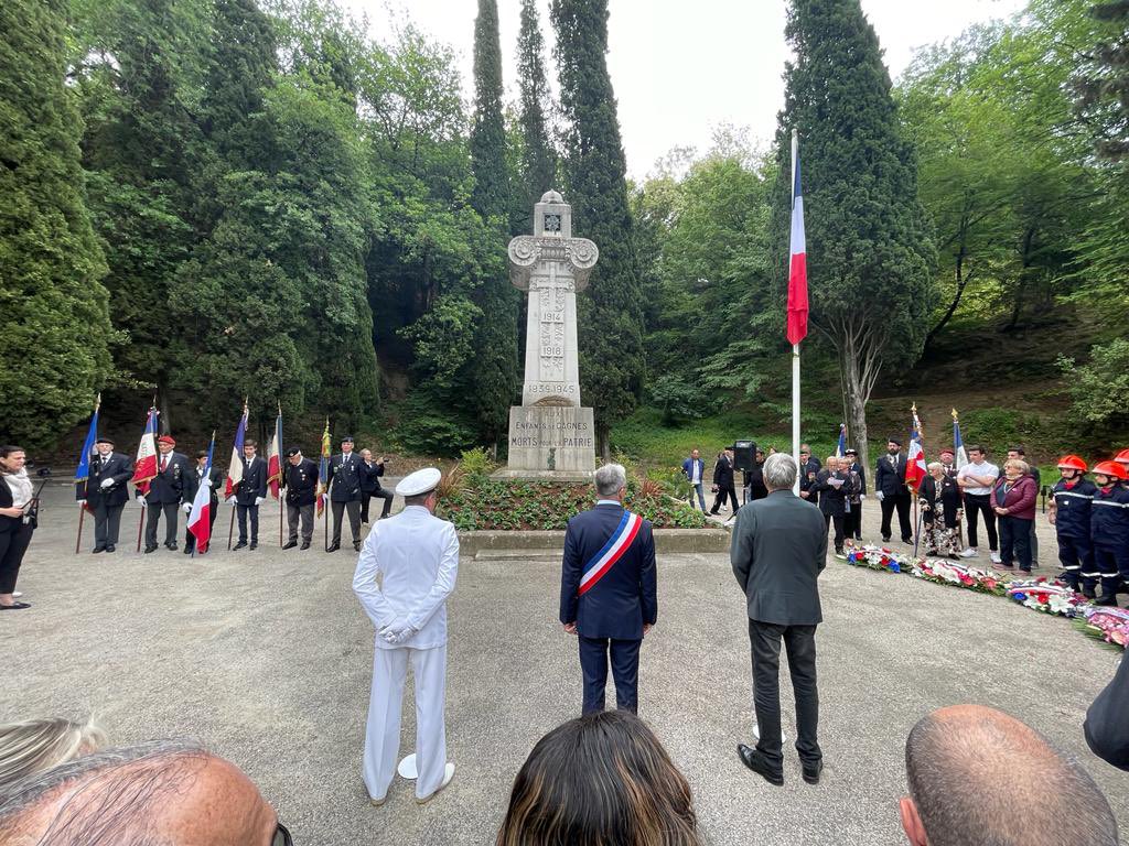 Louis Nègre tweet media