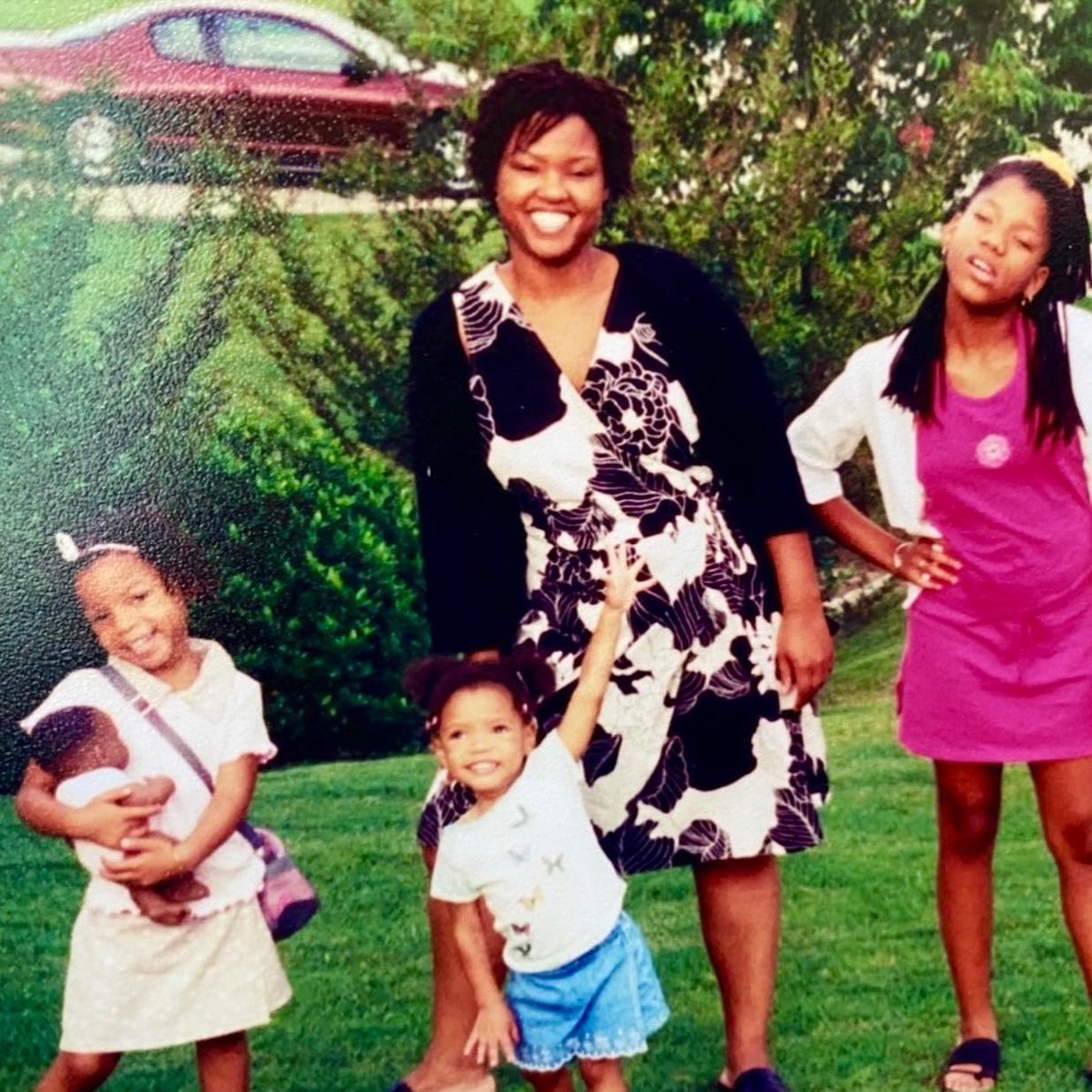 wishing the happiest mother’s day to our beautiful mom <a href="/csbailey7/">Courtney Bailey</a> !!😍♥️we love you so much ✨