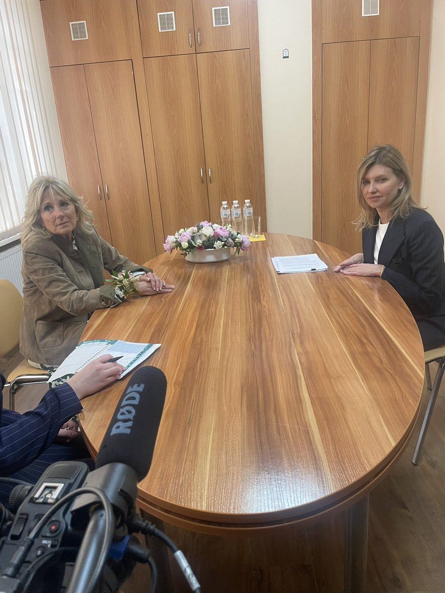 KateBennett_DC's tweet photo. NEWS: surprise visit by @FLOTUS to Ukraine and a surprise appearance by Ukrainian first lady Olena Zelenska, who has been in hiding since the start of the Russian invasion https://t.co/wrHAyEb57x