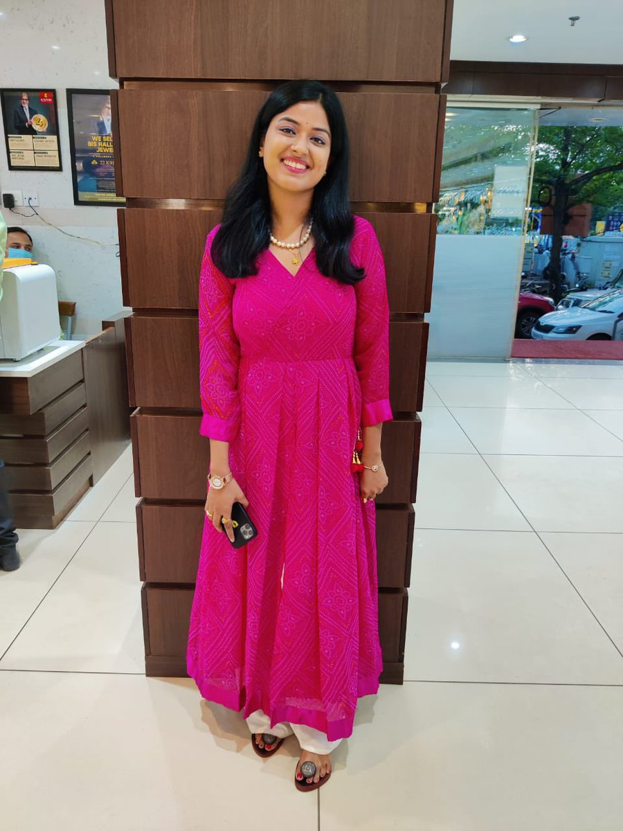 NiharikaDash14's tweet photo. Pink love 🌸 https://t.co/31OJQ5G4ae