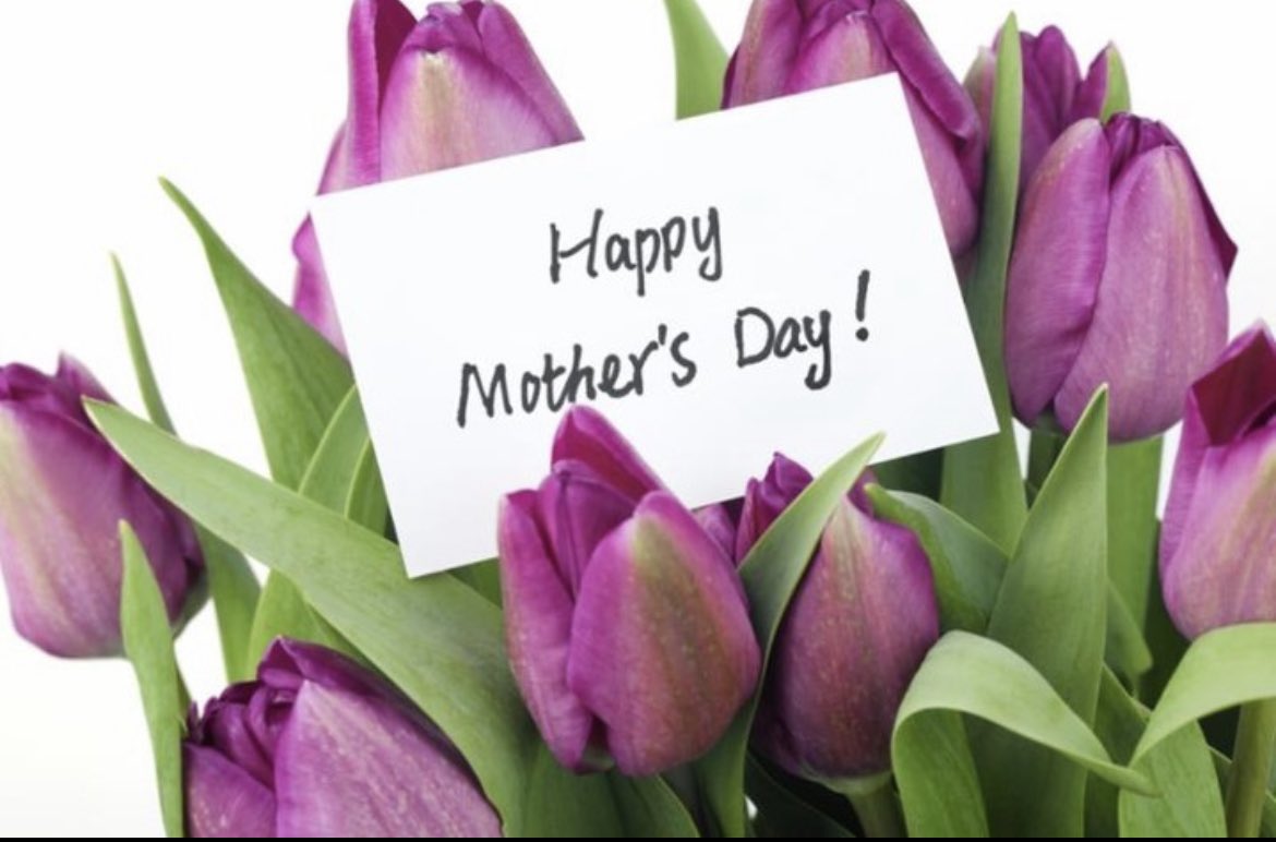 ldottscott's tweet photo. Happy Mother’s Day 🌷 https://t.co/ASVKZoKT2y