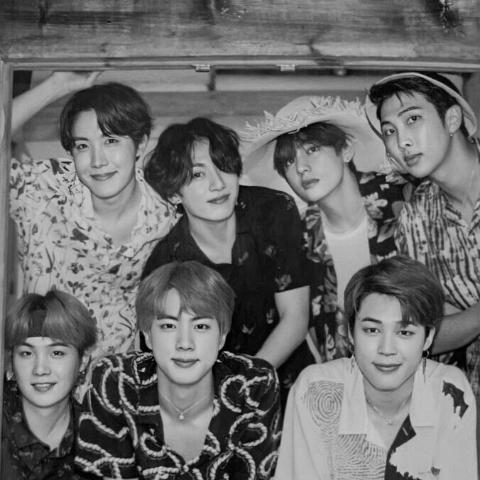 jeonkookiekt's tweet photo. BTS DIAMOND💎#BtsDiscography #btsdiamond #BTSPavedTheWay https://t.co/pchPv0MyKF