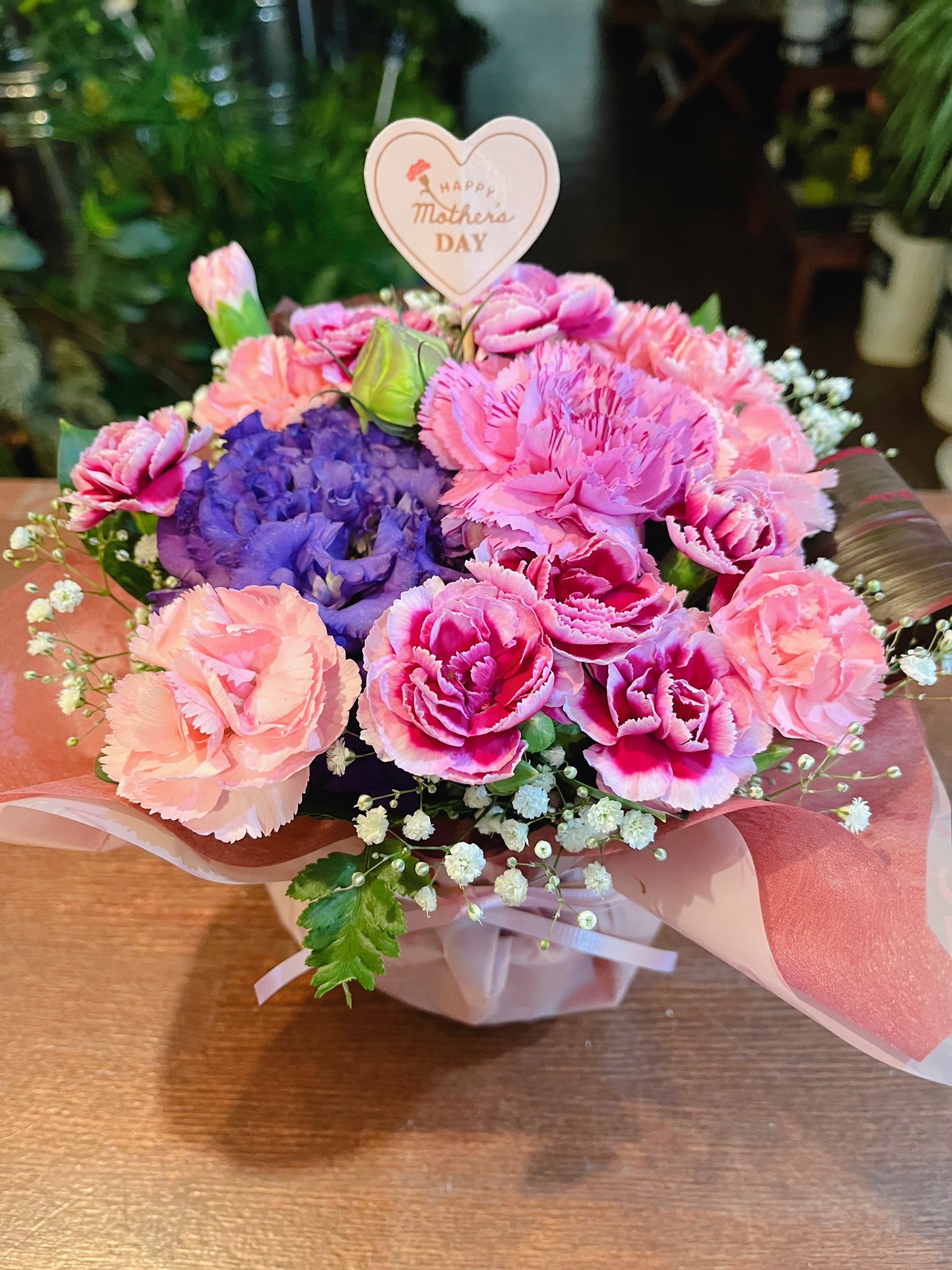 黒沢生花店 今日は母の日 たくさんのお客様にご来店いただき 本当にありがとうございました 遅れてゴメンね も 尼崎市 立花駅 立花市場 立花 花屋 お花屋さん 立花商店街 アレンジメント プレゼント 花束 ギフト 母の日 黒沢生花店 黒沢生花店 今日は母の日 たくさんのお客様にご来店いただき 本当にありがとうございました 遅れてゴメンね も 尼崎市 立花駅 立花市場 立花 花屋 お花屋さん 立花商店街 アレンジメント プレゼント 花束 ギフト 母の日 黒沢生花店