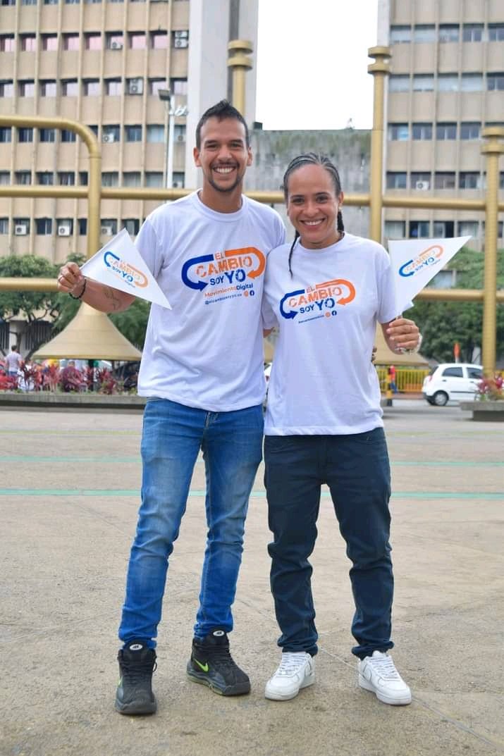 DangerWeebeo's tweet photo. @AlcaldiaDeCali @JorgeIvanOspina Sabia usted señor alcalde que este hombre es el encargado de la resistencia de sameco ademas de eso es uno de los lideres y expendedores de droga en brisas alamos. Deberian poner mas atención a estos casos responsables de los homicidios atentados a este barrio. https://t.co/dZMUwwhLfw