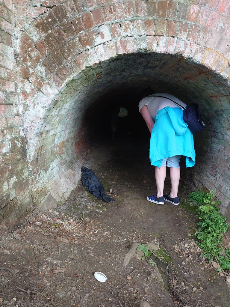 Ashy_the_Bear's tweet photo. This was fun until it was my turn!! ๐๐คฃ
#exploring #exploringnaturewithchildren #backbreaking https://t.co/jwkxOlJpLb