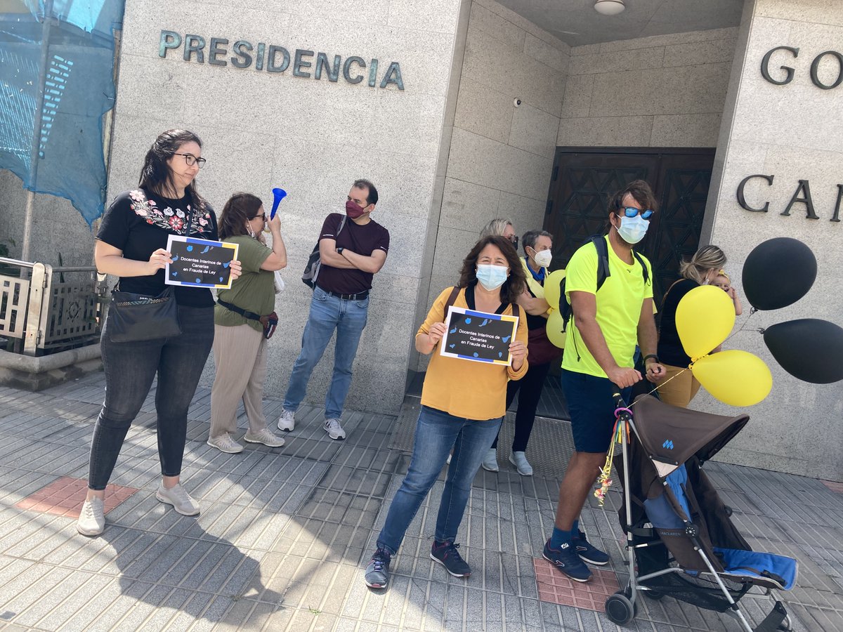 dican_docentes's tweet photo. Interinos Canarios en Fraude de Ley. Gracias a Laura de @MedicosCanarias y a @PEFRALCA .Todos unidos podemos conseguir nuestro objetivo. #FijezaYaEsConstitucional https://t.co/FuMnzIWYmO