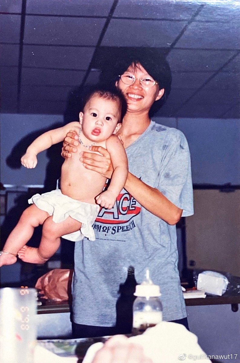 blinkbuzzz's tweet photo. Happy Mother's Day 🤍 

If you want to see Gulf's smile, 
watch here - https://t.co/mt9azGpTMN

***ONLY FOR TRUE FANS***

#GulfKanawut #น้องอาซาร์ของพี่กลัฟ
#เอดินลูกพ่อเอิร์ท @gulfkanawut #WaanjaiMewGulf https://t.co/ZHmIP7lXUd