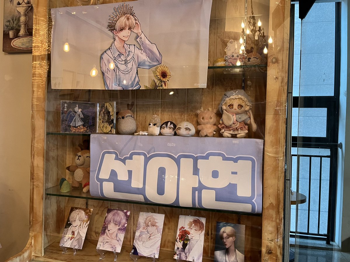 D_OHWA's tweet photo. 홍대 아현이 생카 양일로 다녀왔어요~!! 너무나도 예쁜 아현이의 모습을 보게 해주신 주최진들분들과 협력진분들 감사합니다🥰🥰 마지막으로 아현아! 생일 축하해💖
#BABY_BAMBI_DAY
#햇살을_닮은_아현아_생일_축하해 https://t.co/i5LZZhv050