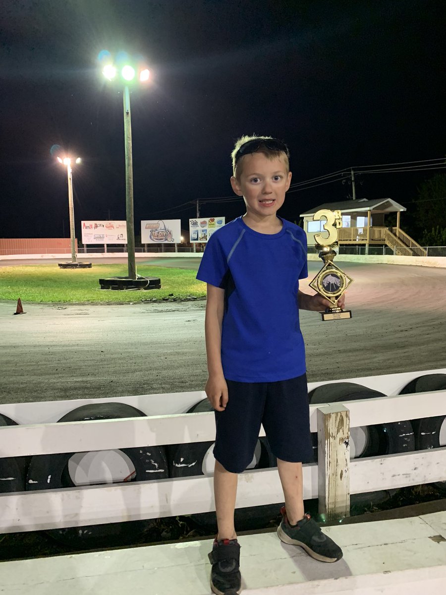 TeamSchauf's tweet photo. Happy Mother’s Day! 

We were able to get the races in yesterday and finished 3rd in both the heat and feature. 

Thank you for all the support!
@pappyspitstop 
@SuperCleanTeam 
@mittler_bros 
@BlasterProducts https://t.co/HxhTirTnw7