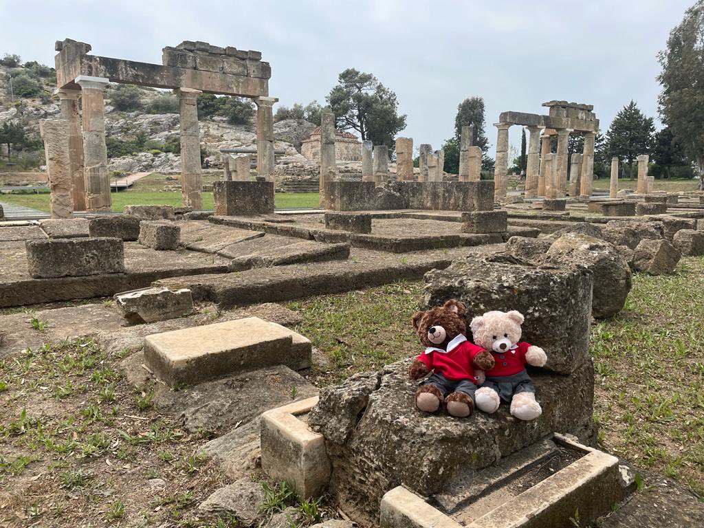 PPSiGlobal's tweet photo. Luna and Leo enjoyed visiting Artemis’s temple on our recent mobility trip. The Icelandic team, loved Leo and Luna as much as us! They can’t wait to share what they have learnt #globallearning @ecoschoolsaimee @HT_PillPS20 @EAS_Equity @EAS_MDirector https://t.co/JNdxSzTx4i