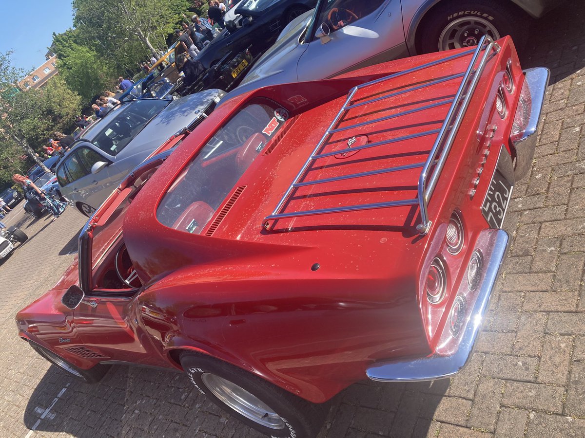 classiccarguru1's tweet photo. This is James who lives in my village, he worked hard &amp; at 20yrs old he bought this, his own #Corvette 😎
It’s a running restoration &amp; he’s working through the mechanicals &amp; electricals while keeping it on the road
Kids, 
take note, 
be more like James
#GenerationFlex 👊 https://t.co/vTz89cbiZM
