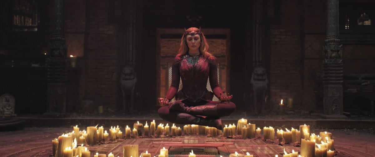 almanaquedisney's tweet photo. Feliz Dia das Mães apenas para ela, a mãe do ano: Wanda Maximoff!! #MultiverseOfMadness https://t.co/fm0Dnl77v7
