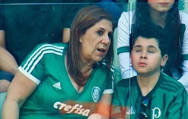 ErrorArbitralTR's tweet photo. Todo lo que harías por tu equipo no es ni la millonésima parte de lo que tu madre haría por ti.

#FelizDiaDeLasMadres https://t.co/QasfY6OByg