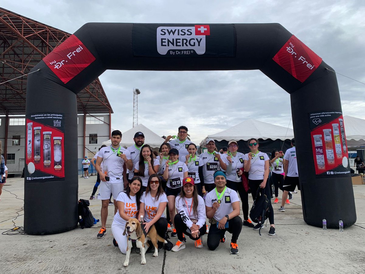 uhemisferios's tweet photo. ¡Fuimos parte de #TheHopeRun!
Esta carrera que tuvo como objetivo unir a la ciudad, contó con la participación de nuestros colaboradores 🧡
21 inscritos del #TeamUHE corrieron acompañados de cordones naranjas con la marca de la UHemisferios que incluímos en sus kits 🏃🏻🏃♀️ https://t.co/ZvoqSb5zAI