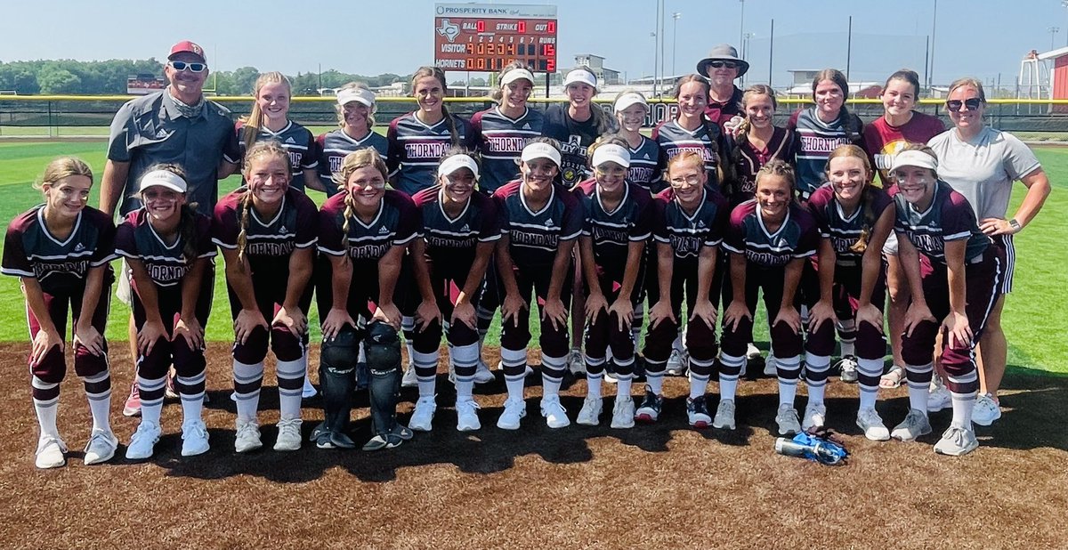 DogsThorndale's tweet photo. 🏆🥎🏆AREA CHAMPS🏆🥎🏆
The ☀️wasn’t the only thing 🥵 in Caldwell this weekend!! Your Lady Dogs are headed to Round🥉
With a BIG win over Normangee!!
#RoadToAustin #UnfinishedBusiness
@Rickyprep @FlxAtx @25SportsKXXV @1051theranch @ReportRockdale @TXPrepSoftball @KCENSports https://t.co/zaNQFiIn66