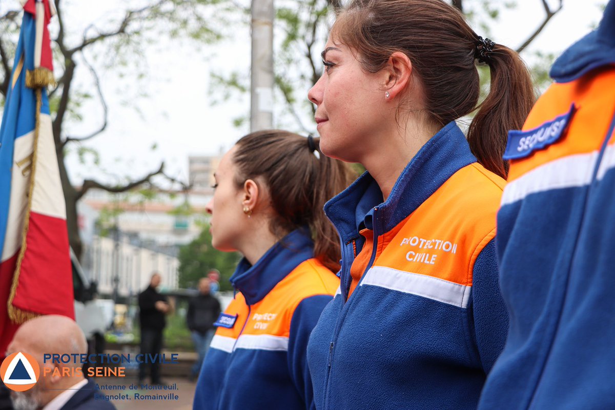 PCPSMontreuil's tweet image. #8mai1945 : nos secouristes étaient présents, comme tous les ans, aux côtés des autorités civiles, militaires et des associations d’anciens combattants pour commémorer cette journées.

@PatriceBessac @alexiscorbiere @montreuil
