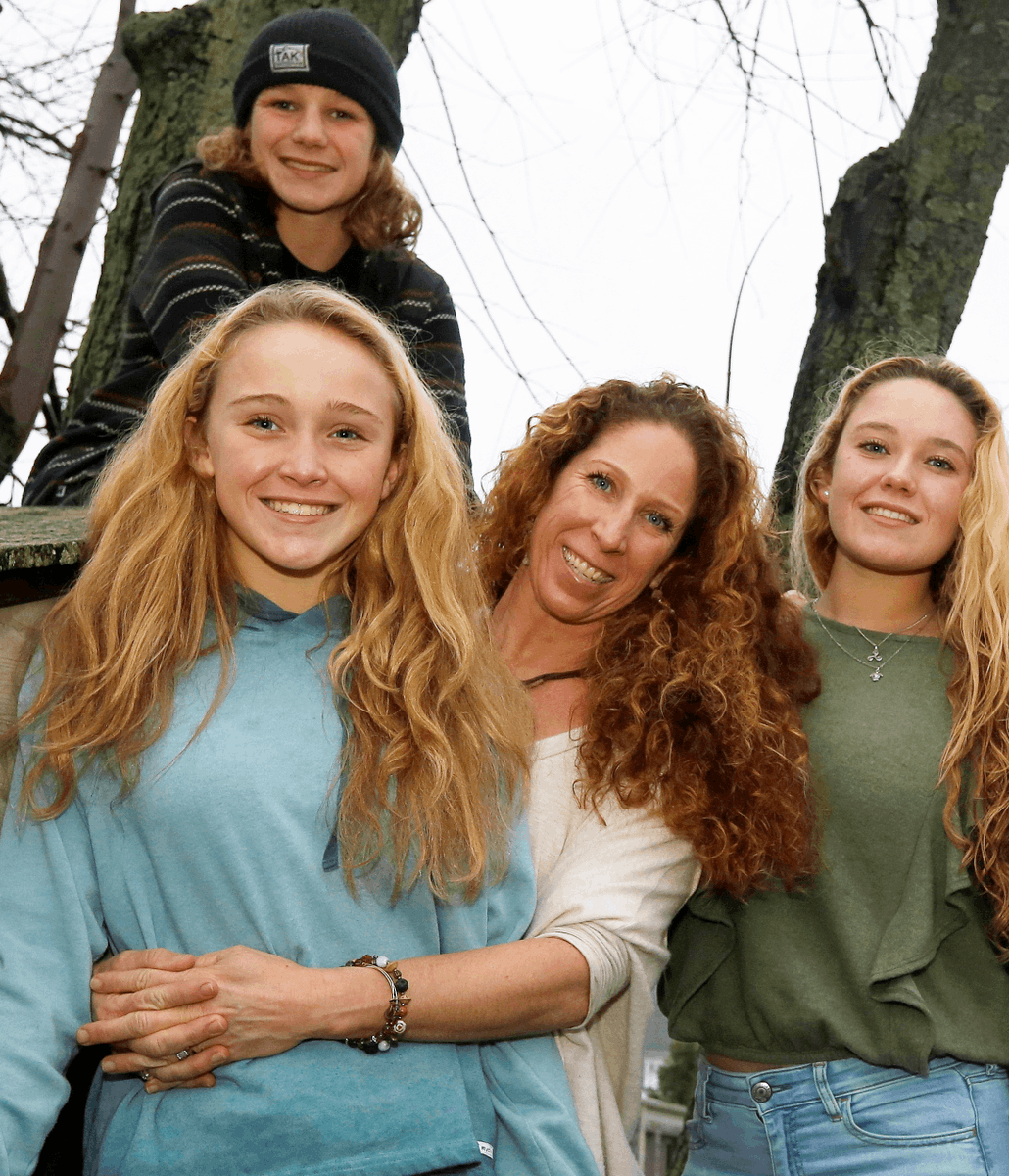 BMPG11's tweet photo. Happy Mother's Day to all the beautiful moms out there! We are very thankful for the Moms of Benchmark💙
#BenchmarkPlanningGroup #BMPG #NJBusiness #mothersday #mothersday2022 https://t.co/5mToUC5OWa