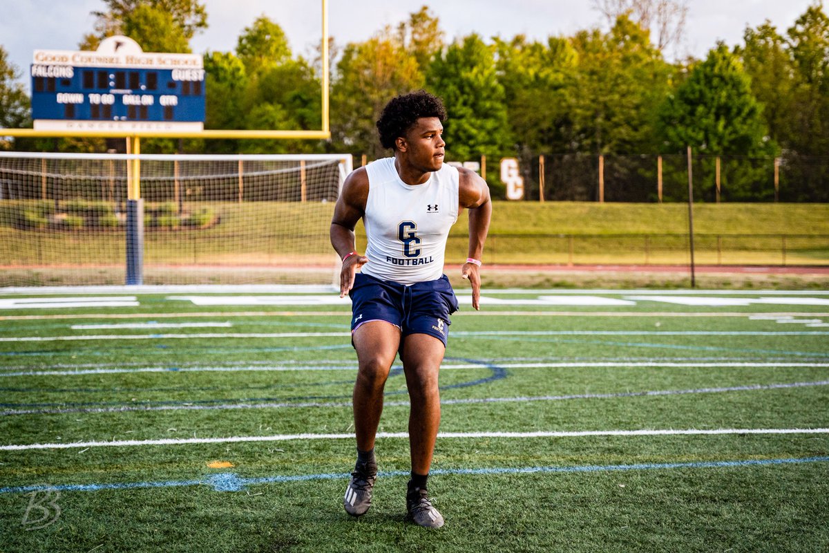 Julius McNally🏈♠️ tweet media