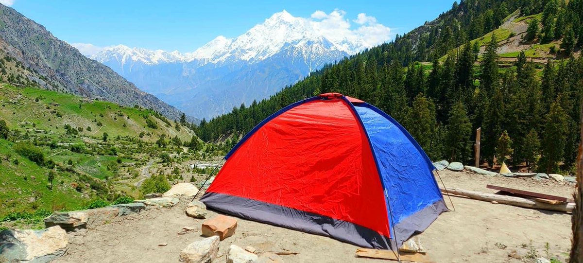 YawarOfficial's tweet photo. @GappaValley is a beautiful tourism spot in the District Nagar,GB. #Gappavalley is not less than the paradise for knightliness loving tourists. From tourism point of view this place always welcomes tourists with its natural jungles, fountain, grasslands and Rakaposhi peak. https://t.co/BQKQofp5LA