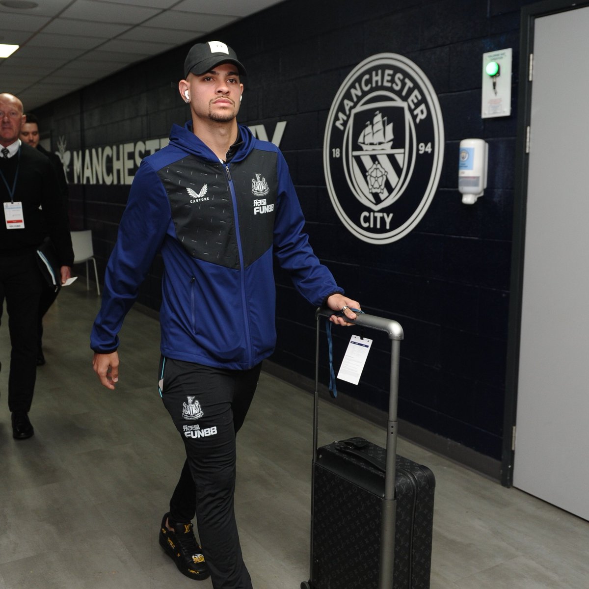 Newcastle United tweet media