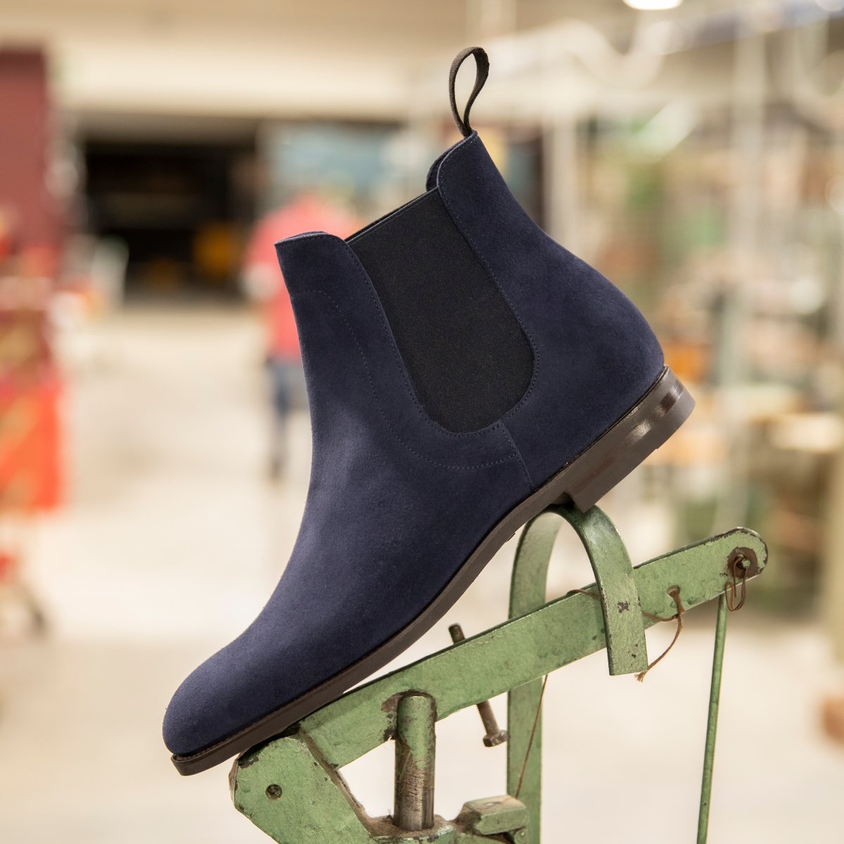 carminashoemake's tweet photo. Unlined ultraflex goodyear chelsea boots in navy suede. 
​discover at Carmina Shoemaker website &amp; stores. 
​#carmina #flexgoodyear #unlinedboots #chelseaboots #menboots #mensstyle #mensfashion https://t.co/Vgu5lr7xMV https://t.co/3oQV1nPA6g
