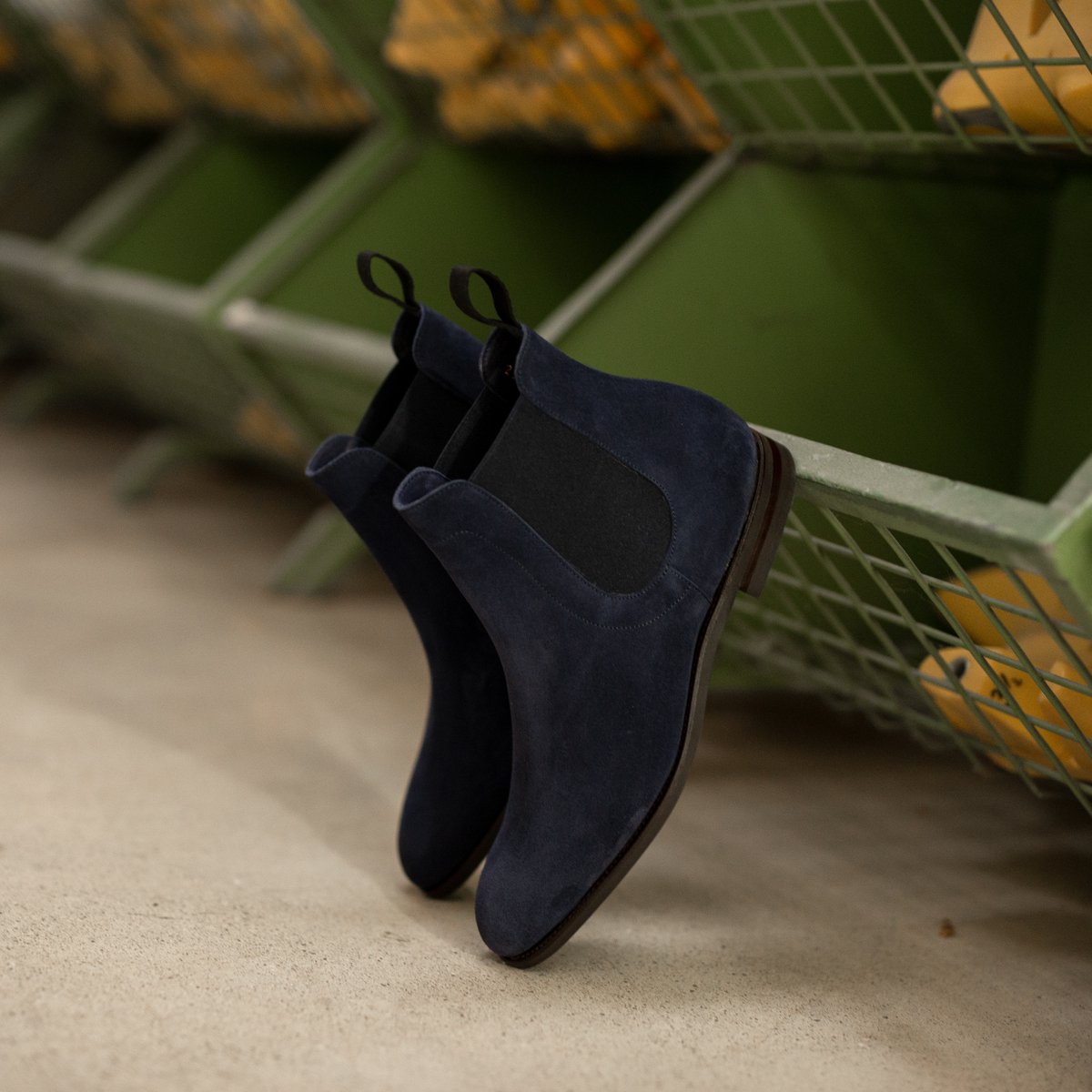 carminashoemake's tweet photo. Unlined ultraflex goodyear chelsea boots in navy suede. 
​discover at Carmina Shoemaker website &amp; stores. 
​#carmina #flexgoodyear #unlinedboots #chelseaboots #menboots #mensstyle #mensfashion https://t.co/Vgu5lr7xMV https://t.co/3oQV1nPA6g