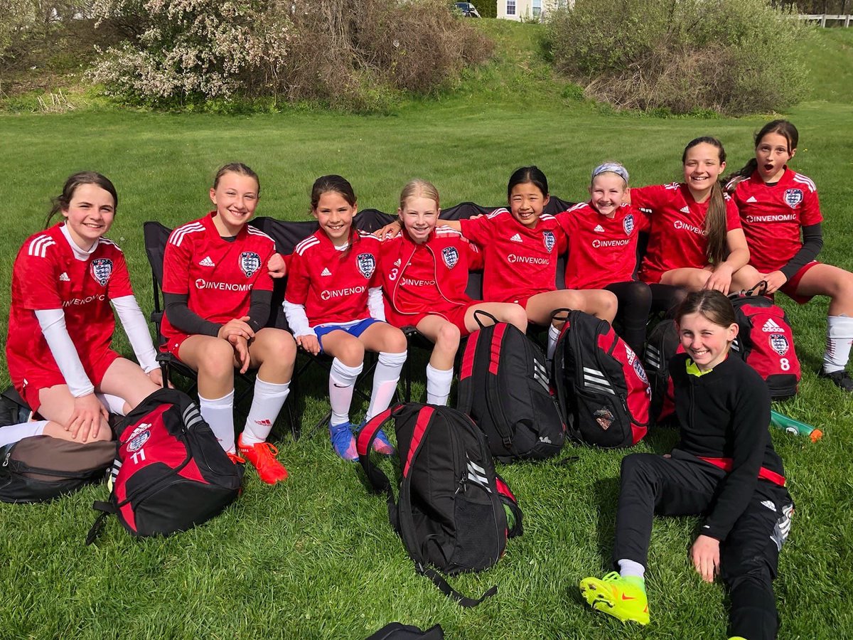 BESTFCSoccer's tweet photo. Our 2010 girls and all of us at BEST FC want to wish a happy Motherโs Day to all of the moms out there. We can all agreeโฆ moms are the BEST ๐ #soccermom #bestfc https://t.co/ohVXCKPJq8