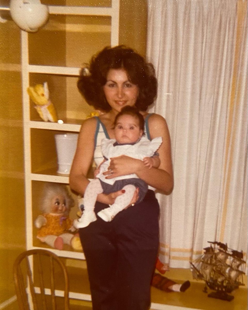 MerbenInt's tweet image. Me &amp;amp; you, then -&amp;gt; now 

Thank you for always being there mom. Love you ❤️ 

Happy Mother’s Day to all the mama’s out there!#mothersday2022