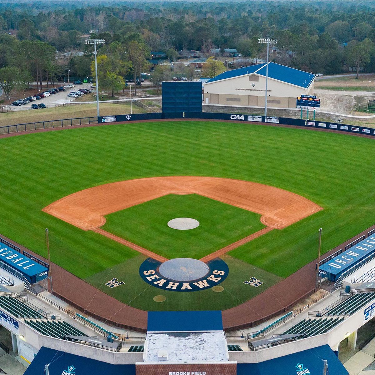 JackGibson__'s tweet photo. I am beyond excited to announce that I will be continuing my academic and athletic career at the University of North Carolina Wilmington! I would like to thank my family, friends, coaches, and teammates for helping me along the way to get to this point. #RollHawks https://t.co/5CtYMa2GeZ
