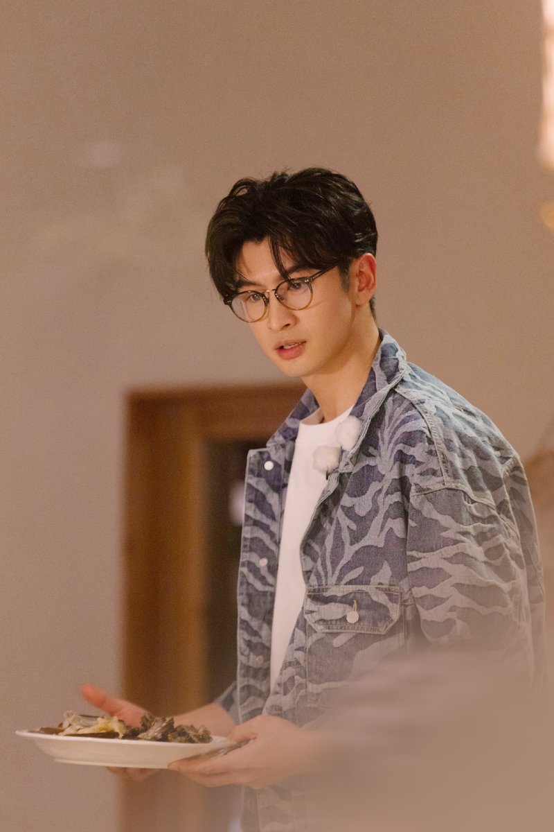 cdrama_update's tweet photo. 220508 Jaywalk Studio weibo update : #ZhangYunlong for Variety show #WelcomeBacktoSound2   

More pics - https://t.co/GfHVGRzrfB 

#张云龙 #朋友请听好2 https://t.co/mjaJUeASMr