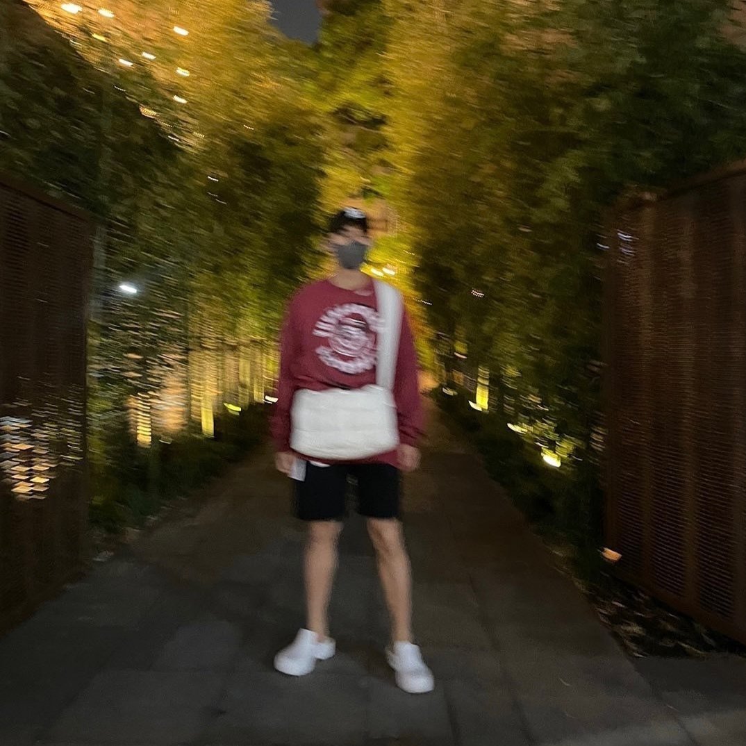 ㅤ

Blurry sunday, everyone. Kasing blurry ng pagiging active ko 🤣 and Happy mother's day to all mothers and furmoms 💗

ㅤ