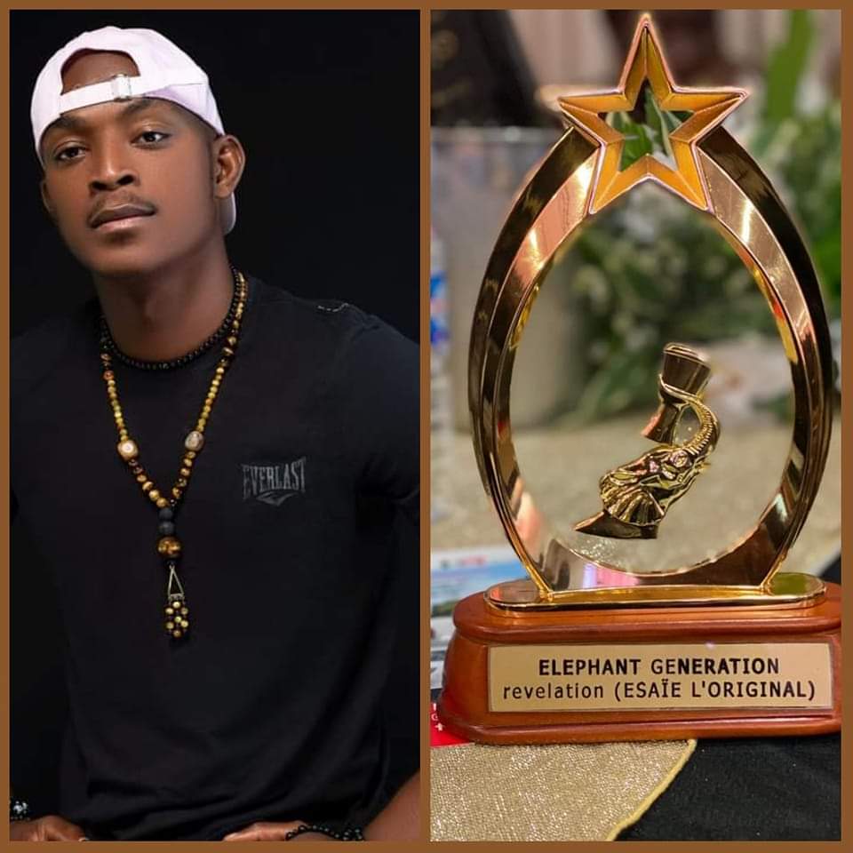 RadioCiv's tweet photo. Musique 🇨🇮
Félicitations à ESAIE l'Original qui a été élu meilleure révélation Zouglou 2022🏆💪
#RTImusique #RadioCIv https://t.co/OIg1T8G5X8