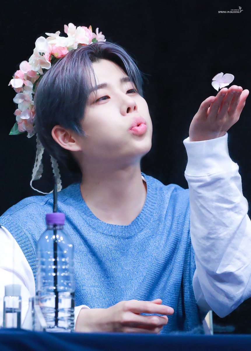 Yoo__nsanha's tweet photo. #아로하가_언제나_명준이를_기다려 몸조심히 다녀와 ! https://t.co/sCbyAlp2Ju