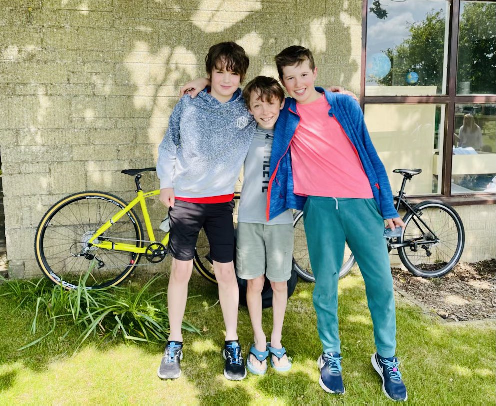 WHPSport's tweet photo. What a day for the IAPS Triathlon. Fantastic efforts so far by our pupils - we’re so proud of you! 💪🏼 🏊🏼‍♀️ 🚴 🏃🏼‍♀️ @WestHillPark #HampshirePrepSchool @BritTri @iapsuksport https://t.co/AGiBM5KVL8