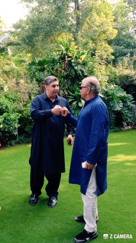 KhalidKuliKKK's tweet photo. لیفٹننٹ جنرل ر مزمل حسین نے بحیثیت چیئرمین واپڈا ملکی آبی ذخائر کے دس سالہ منصوبے(Decade Of Dams) پر جس شوق و جذبے، قابلیت اور حب الوطنی سے سرشار کام کیا انکا کردار اس حوالے سے سنہری حروف میں یاد رکھا جائے گا.
#DecadeOfDams #ChairmanWapda
#امپورٹڈ_حکومت_نامنظور https://t.co/l6rRS2lIzT
