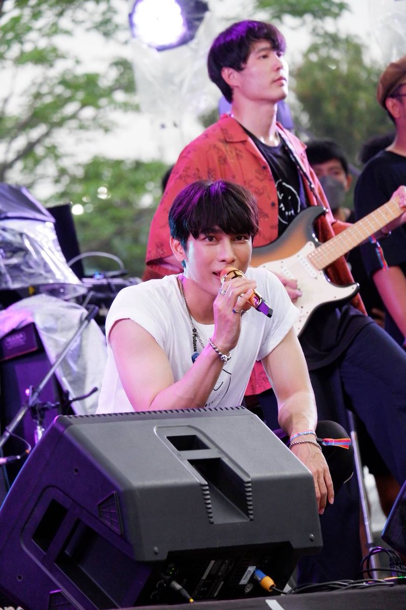 stream4nont's tweet photo. [1/2]วันนี้ขอบคุณมิวเลี่ยนมากๆ เลยค่ะ🥰🙏
#Mewlions 

มีคนฝากขอบคุณมากมาย และในใจก็มีอีกหลายคำขอบคุณ แต่ขอขมวดรวมขอบคุณด้วยรูปหล่อๆของพี่มิว จากนนท์แฟมนะคะ😊😘

CAT EXPO 8 X MSS

#แคท8xมิว 
@MSuppasit https://t.co/ihPAfzRnaS