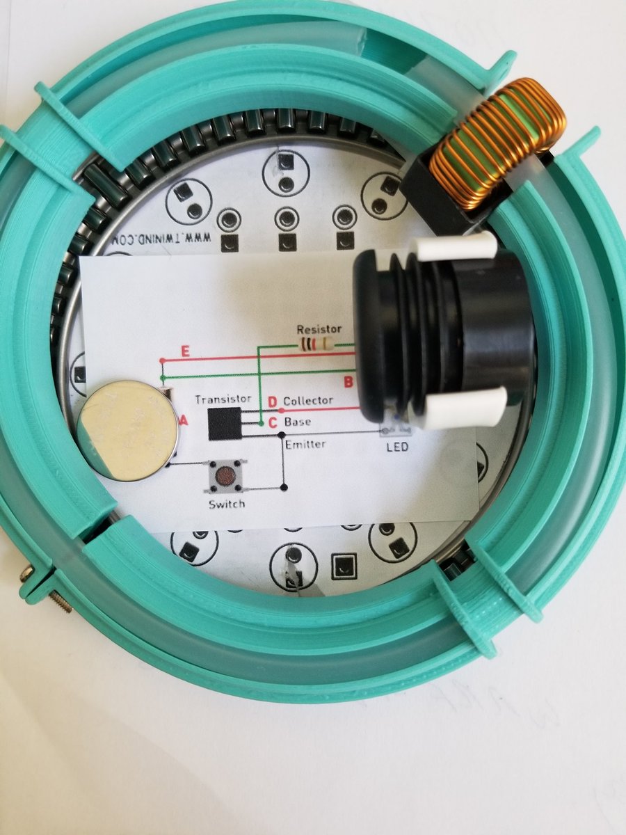 digital_trav's tweet photo. #flybylight Ring coil accelerator with faraday circuit for induction thruster https://t.co/XvUJurAmza